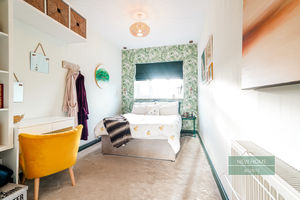 Photo 21- click for photo gallery